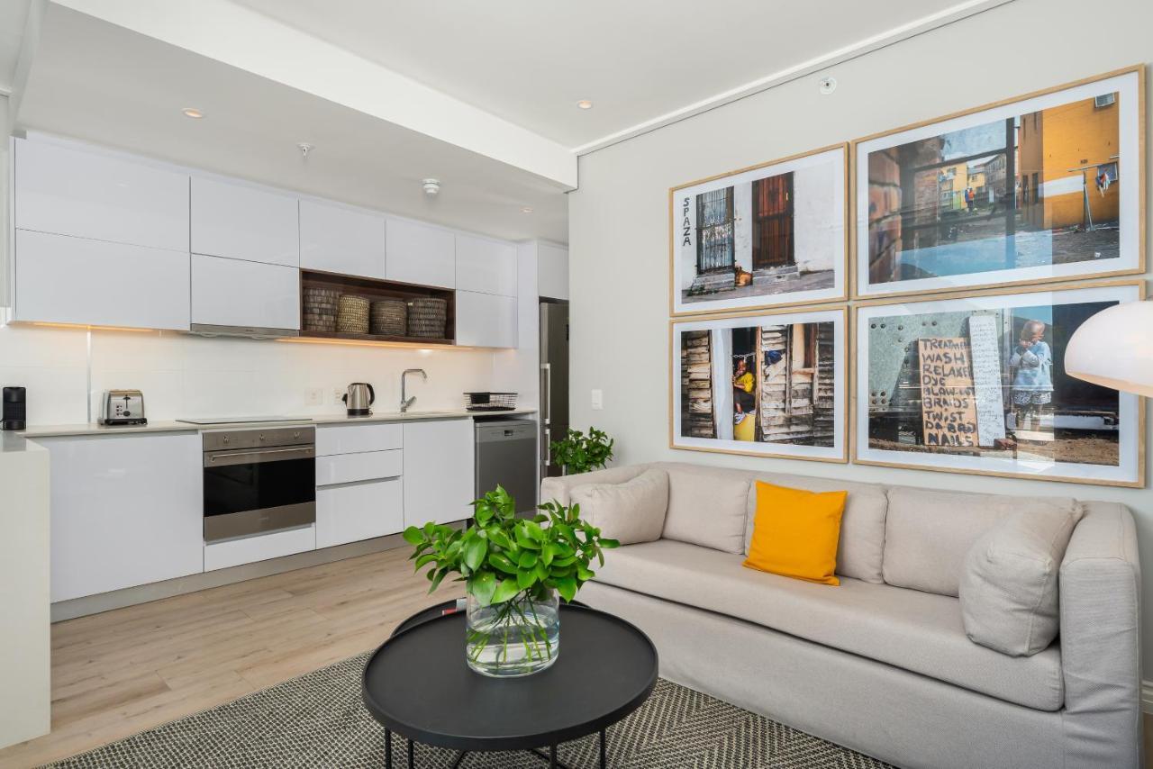 16 On Bree Luxury Apartments Kaapstad Buitenkant foto