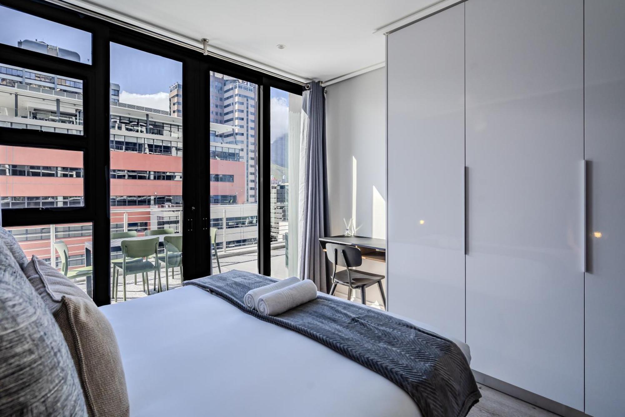 16 On Bree Luxury Apartments Kaapstad Buitenkant foto